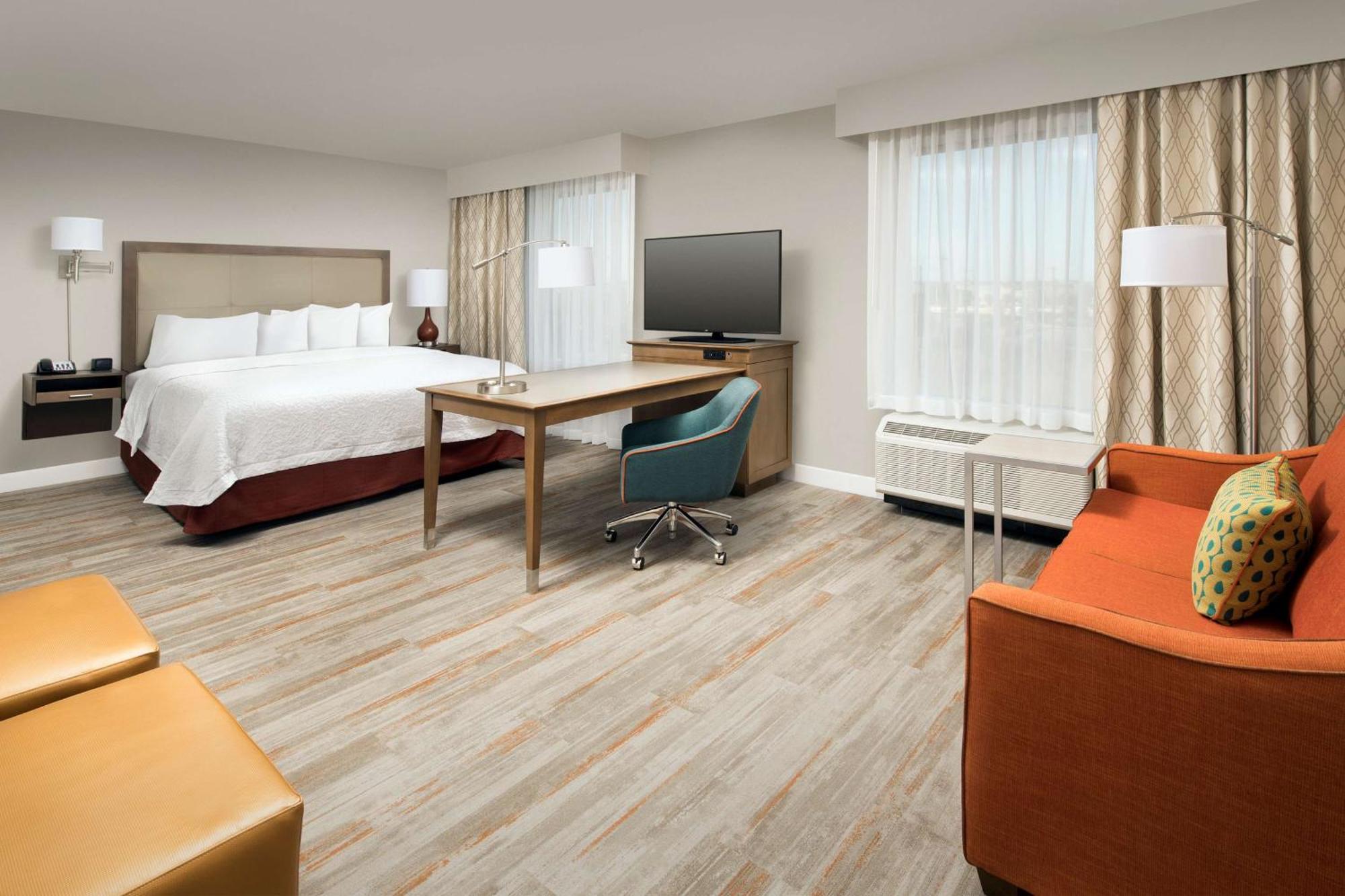 Hampton Inn & Suites San Antonio Lackland Afb Seaworld Bagian luar foto